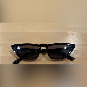 Urban Outfitter Sunglasses!